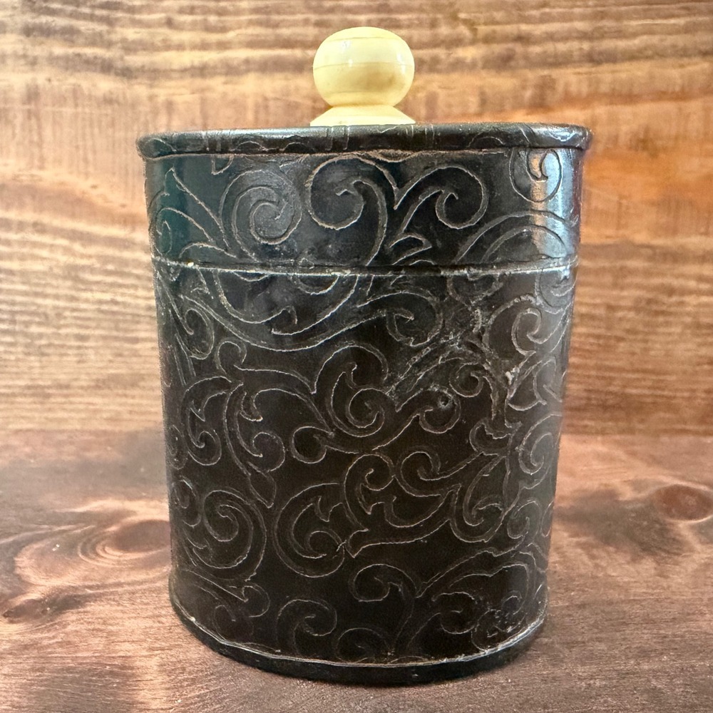 Two's Company Blk Embossed Metal Lidded Candle Ornate Scroll Made in India READ